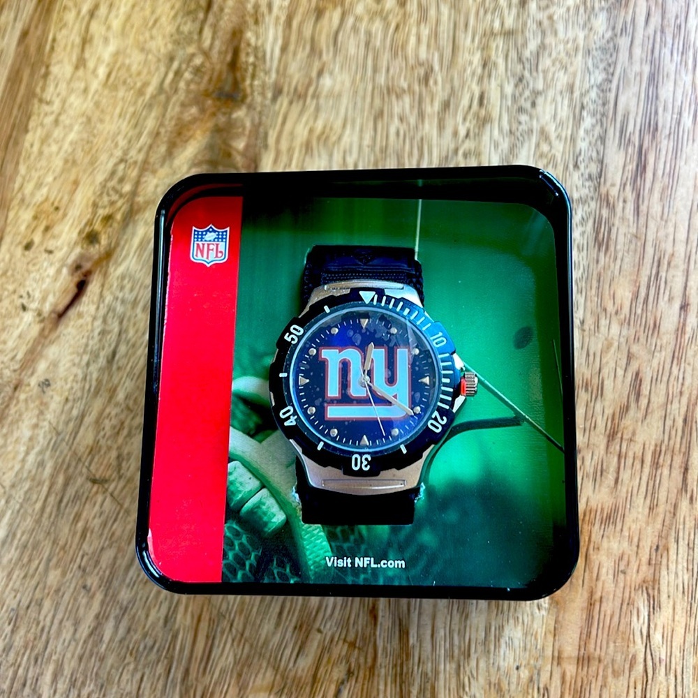NY GIANTS FOOTBALL GAME TIME AGENT SERIES MENS WATCH